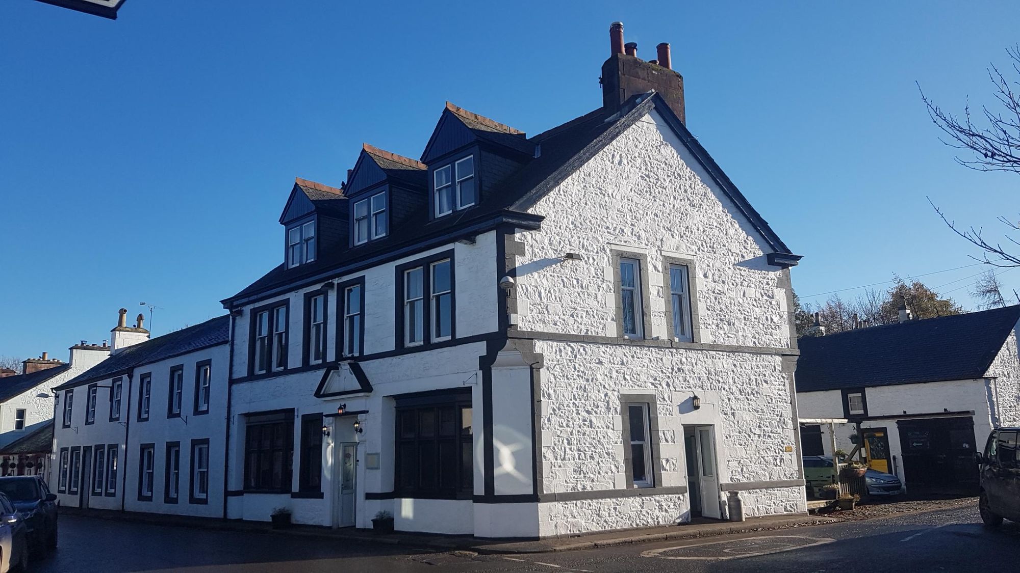 Pub side. (Pub, Key). Published on 11-11-2023