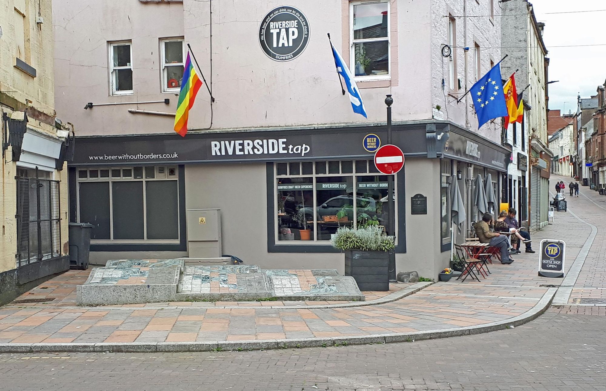 Submitted by: Christopher Perry. (Pub, External, Bar, Garden, Sign, Key). Published on 11-07-2024