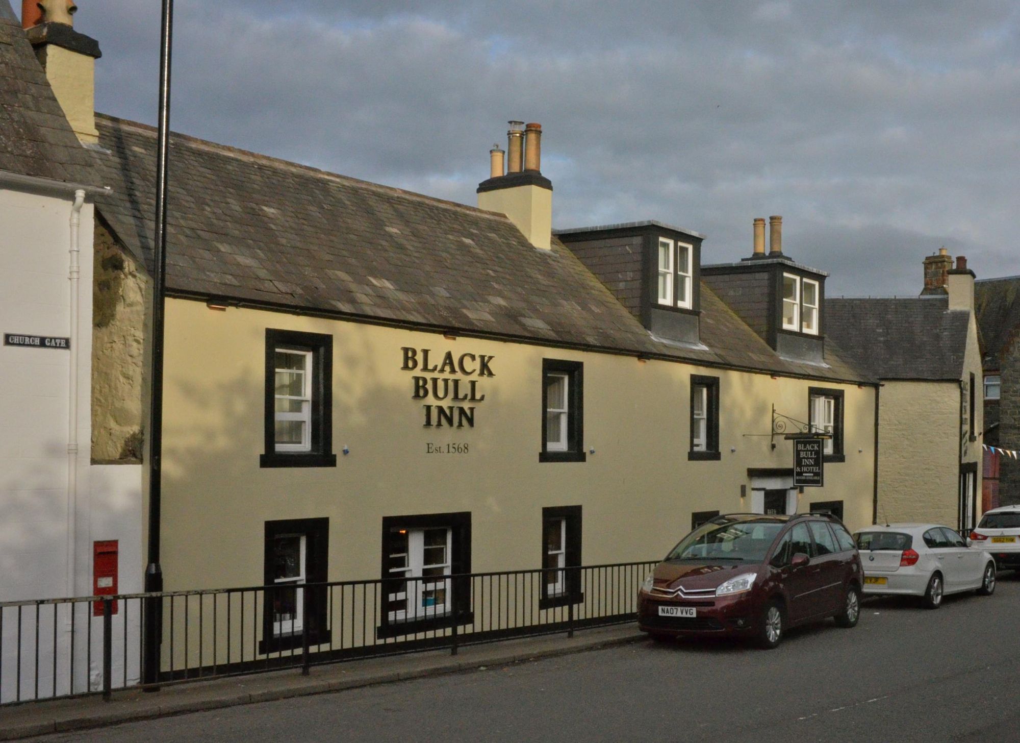 Black Bull Inn, Moffat. (Pub, External). Published on 10-07-2017