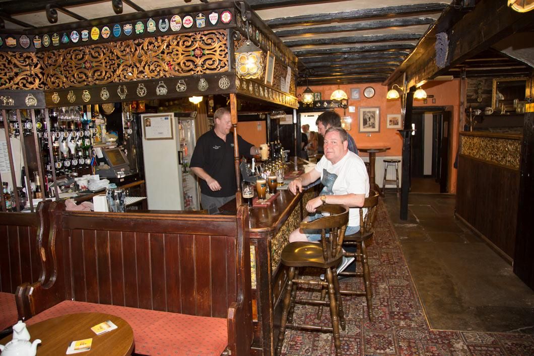 Bar at Hare & Hounds. (Pub, Bar, Publican, Customers). Published on 01-01-1970