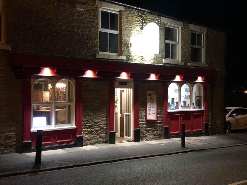 Nightime view travs crook. (Pub, External). Published on 12-02-2020 