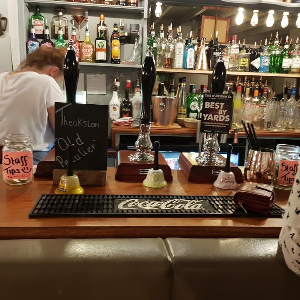 Pub bus trip. (Pub, Bar). Published on 20-10-2018