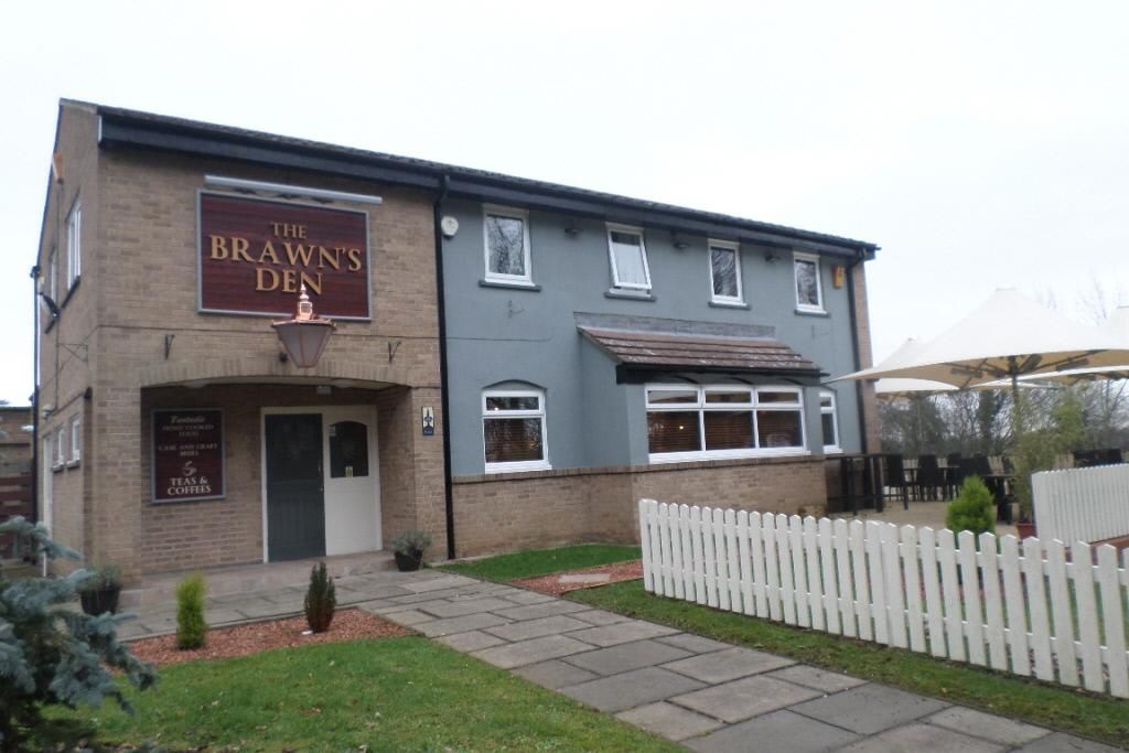 Brawns Den front. (Pub, External, Key). Published on 08-02-2018