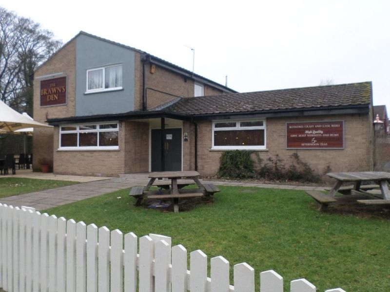 Brawns Den side. (Pub, External). Published on 08-02-2018