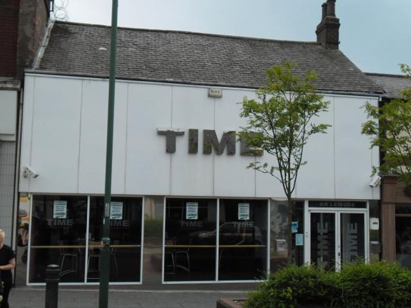 (Pub). Published on 27-06-2013 