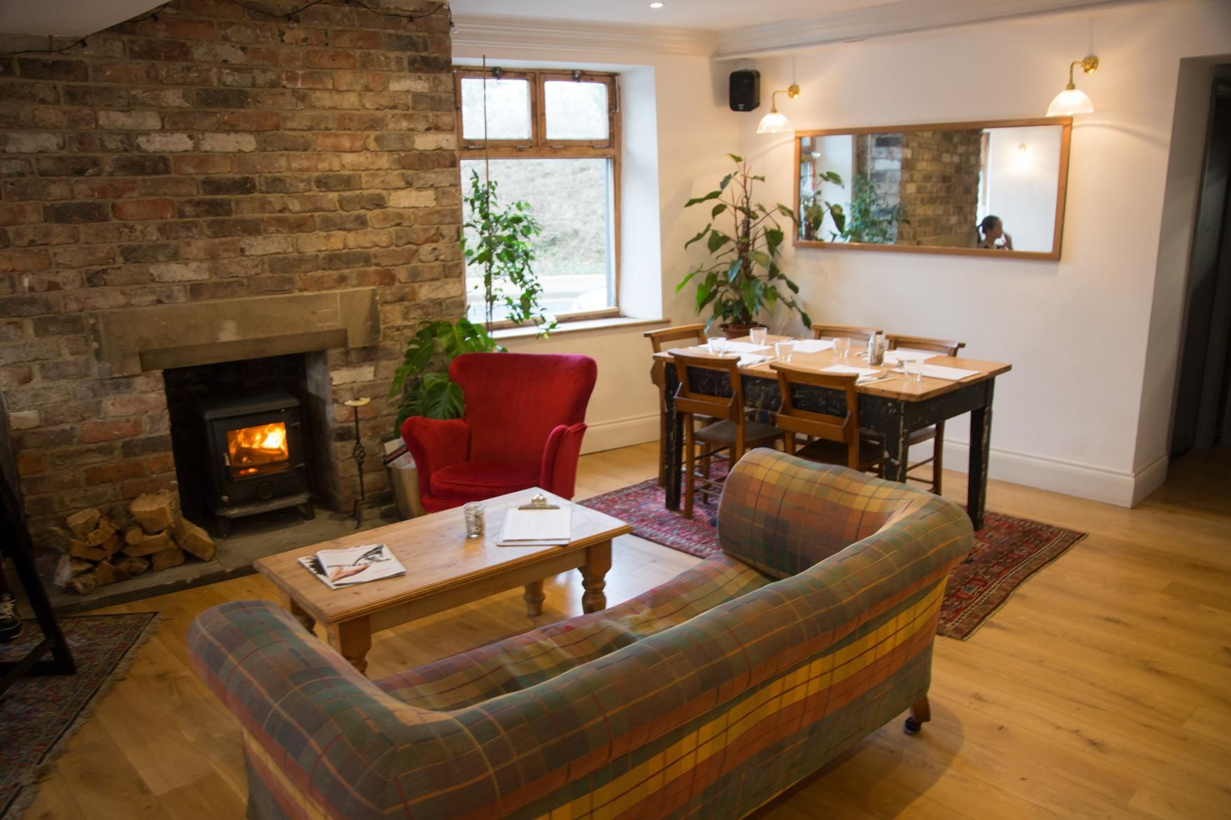 Whitechurch inside. (Pub, Bar). Published on 21-12-2018
