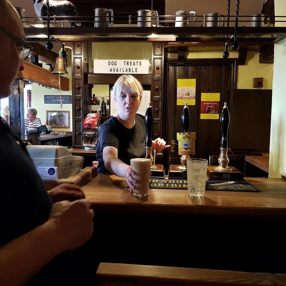 Bus trip. (Pub, Bar, Publican). Published on 20-10-2018