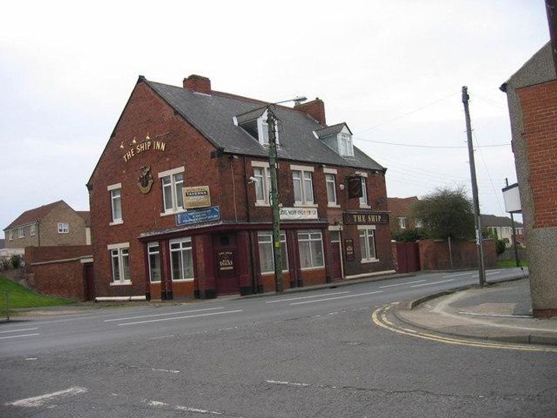 Ship Inn Ouston in 2006. (Pub, External, Key). Published on 01-01-1970