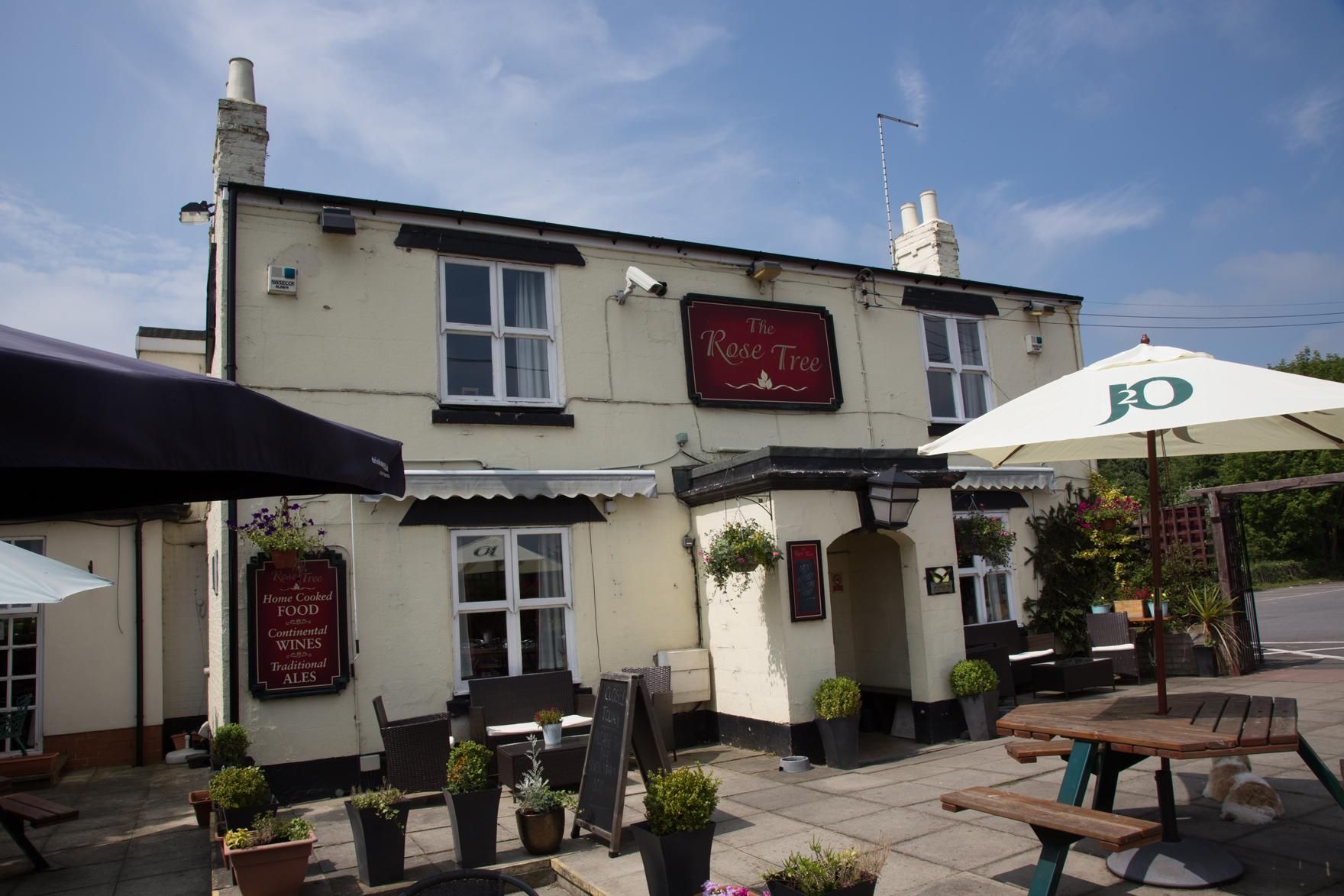 Rose tree, shincliffe. (Pub, External). Published on 14-06-2018