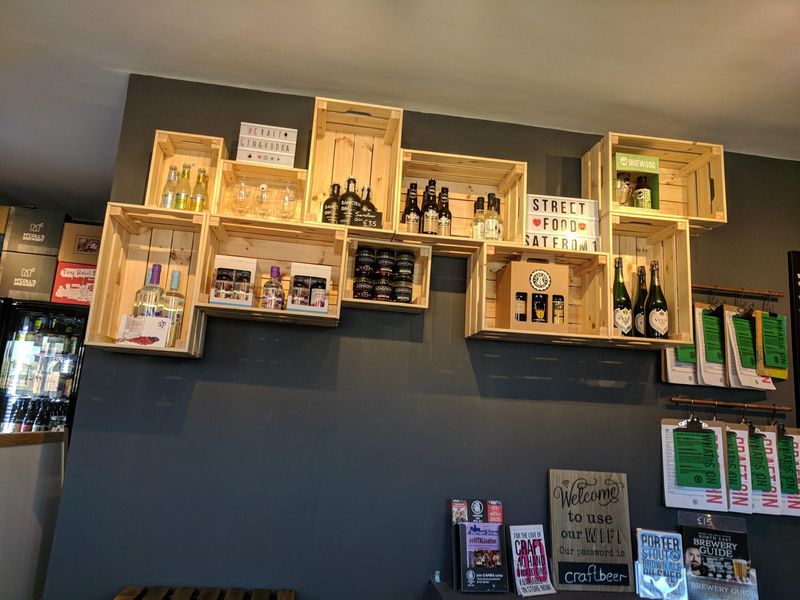 New partition wall. (Pub, Bar). Published on 19-04-2018