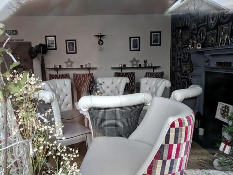 inside No 17. (Pub, Bar, Restaurant). Published on 01-02-2018