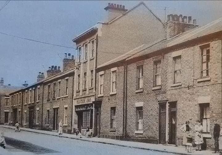 Before street demolished. (Pub, External). Published on 07-11-2023
