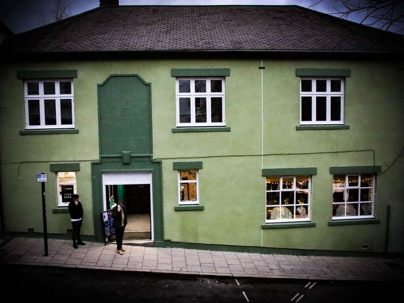 Atmospheric. (Pub, External). Published on 06-05-2026 