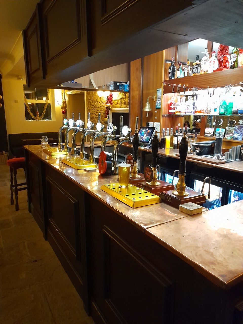 Refurbished bar. (Pub, Bar). Published on 21-12-2024