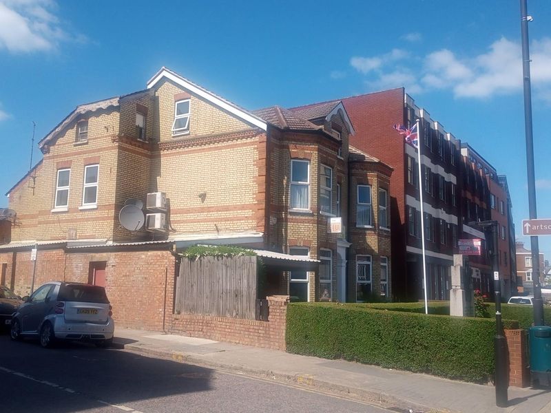 Taken May 2025. (Pub, External). Published on 19-05-2025 