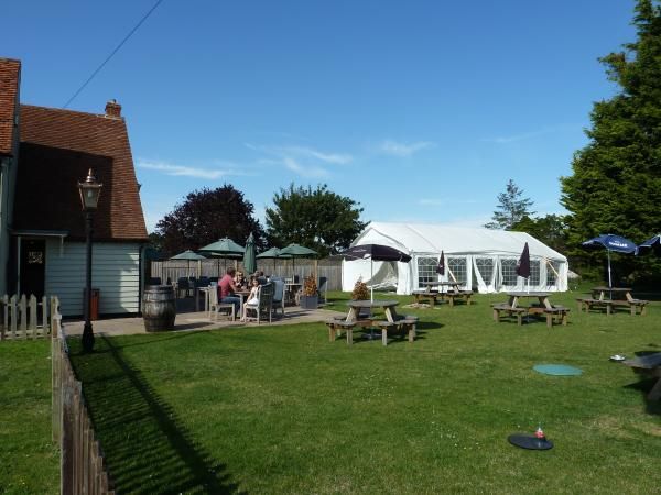 (Pub, Garden). Published on 04-08-2015