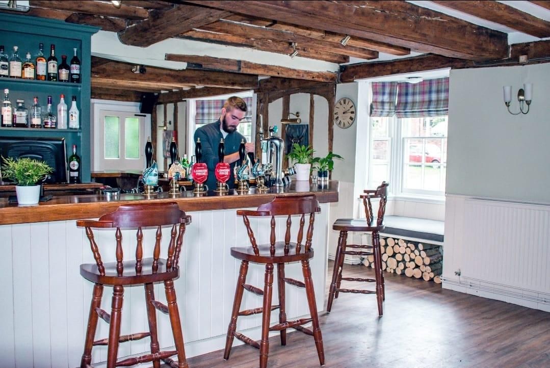 (Pub, Bar). Published on 18-02-2022
