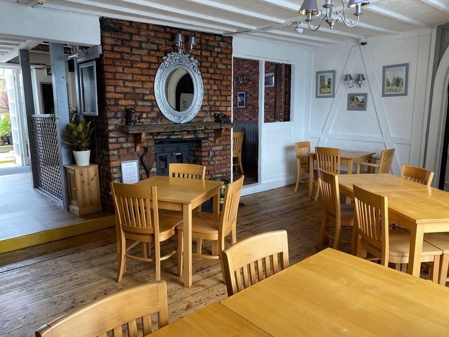 (Pub, Restaurant). Published on 05-03-2022
