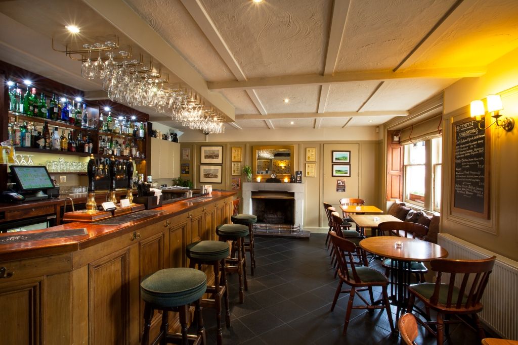 (Pub, Bar). Published on 26-01-2015