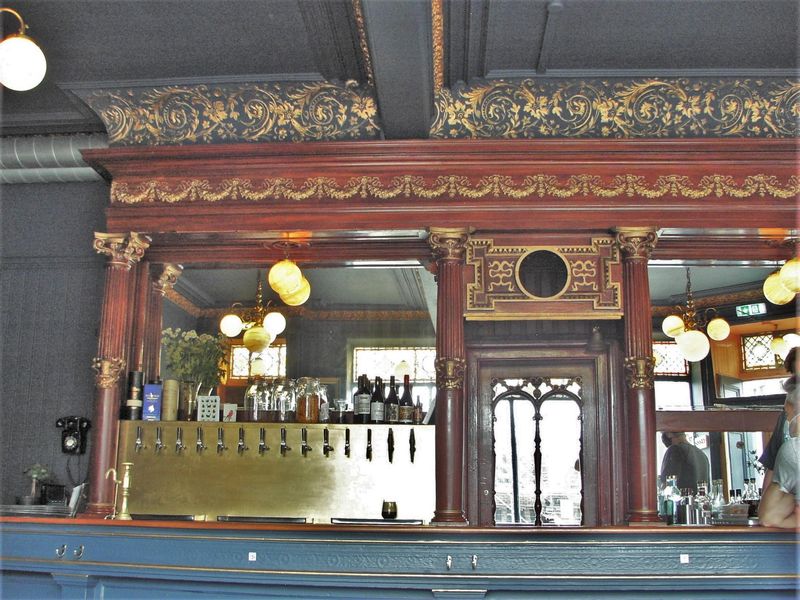 (Pub, Bar). Published on 27-07-2021 