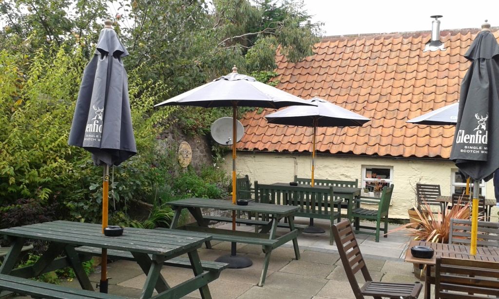 (Pub, Garden). Published on 24-09-2014