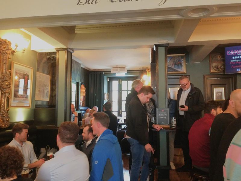 (Pub, Bar). Published on 12-01-2024