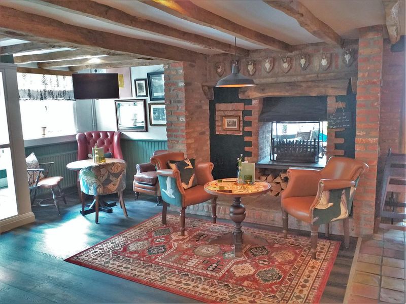 (Pub, Bar). Published on 11-09-2019