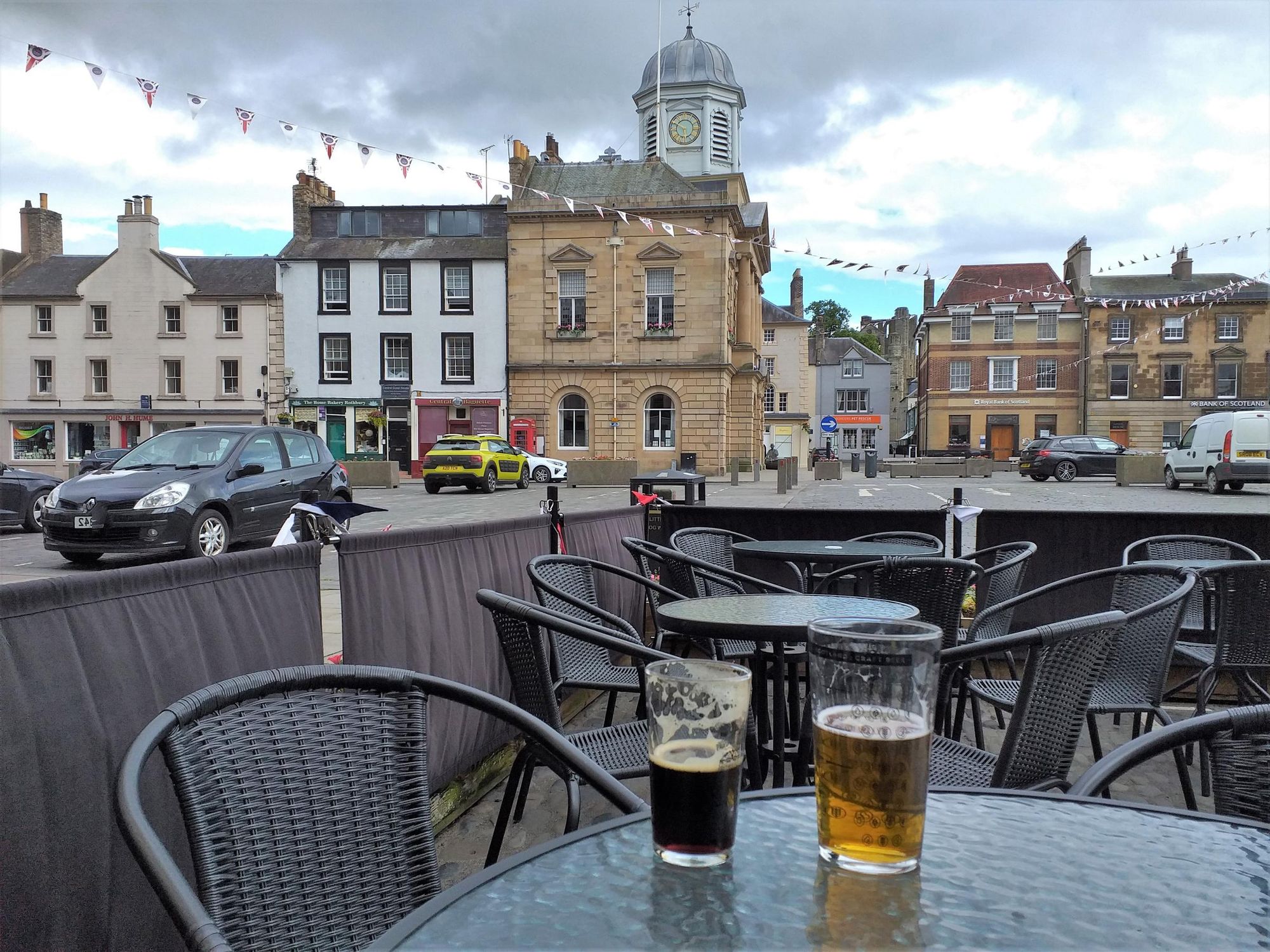(Pub, Garden). Published on 21-08-2022