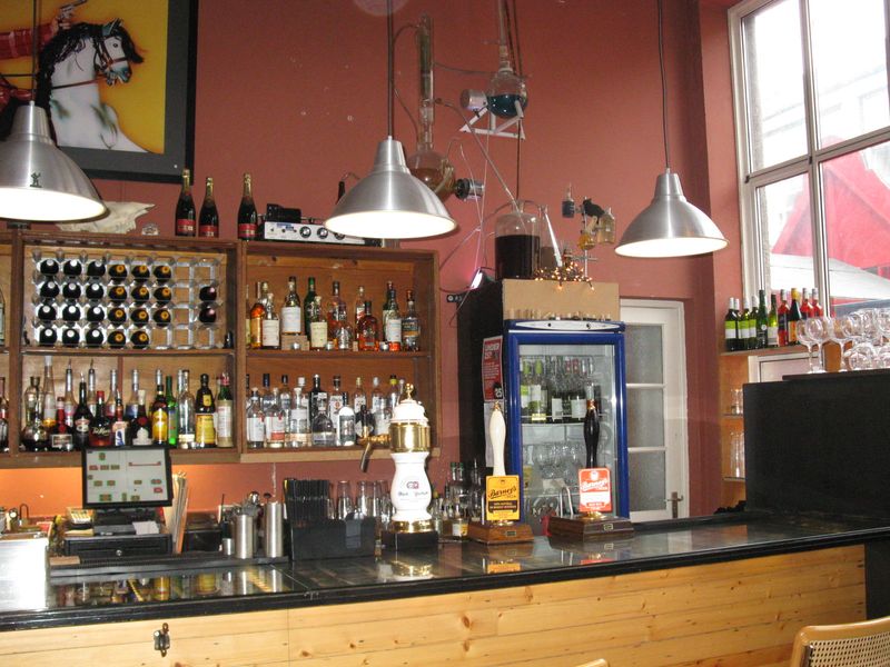(Pub, Bar). Published on 19-02-2014