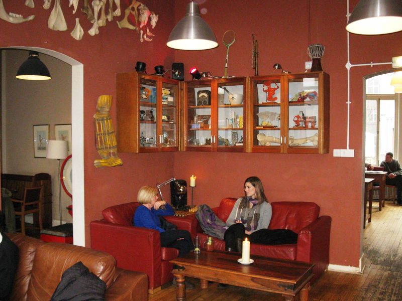 (Pub, Bar). Published on 19-02-2014