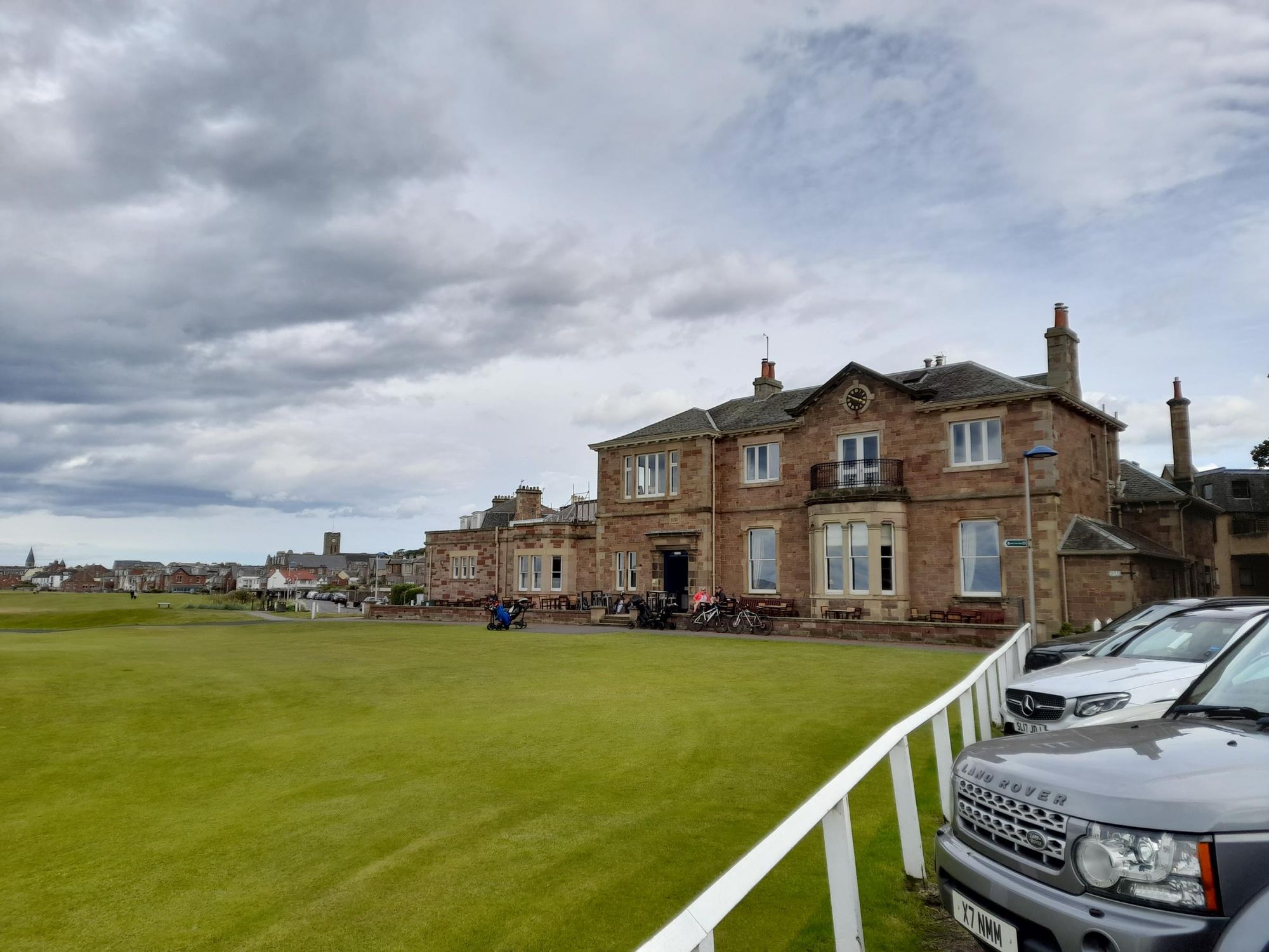 (Pub, External, Key). Published on 31-12-2025