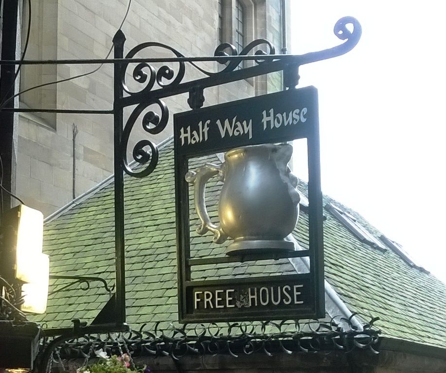(Pub, Sign). Published on 12-04-2015