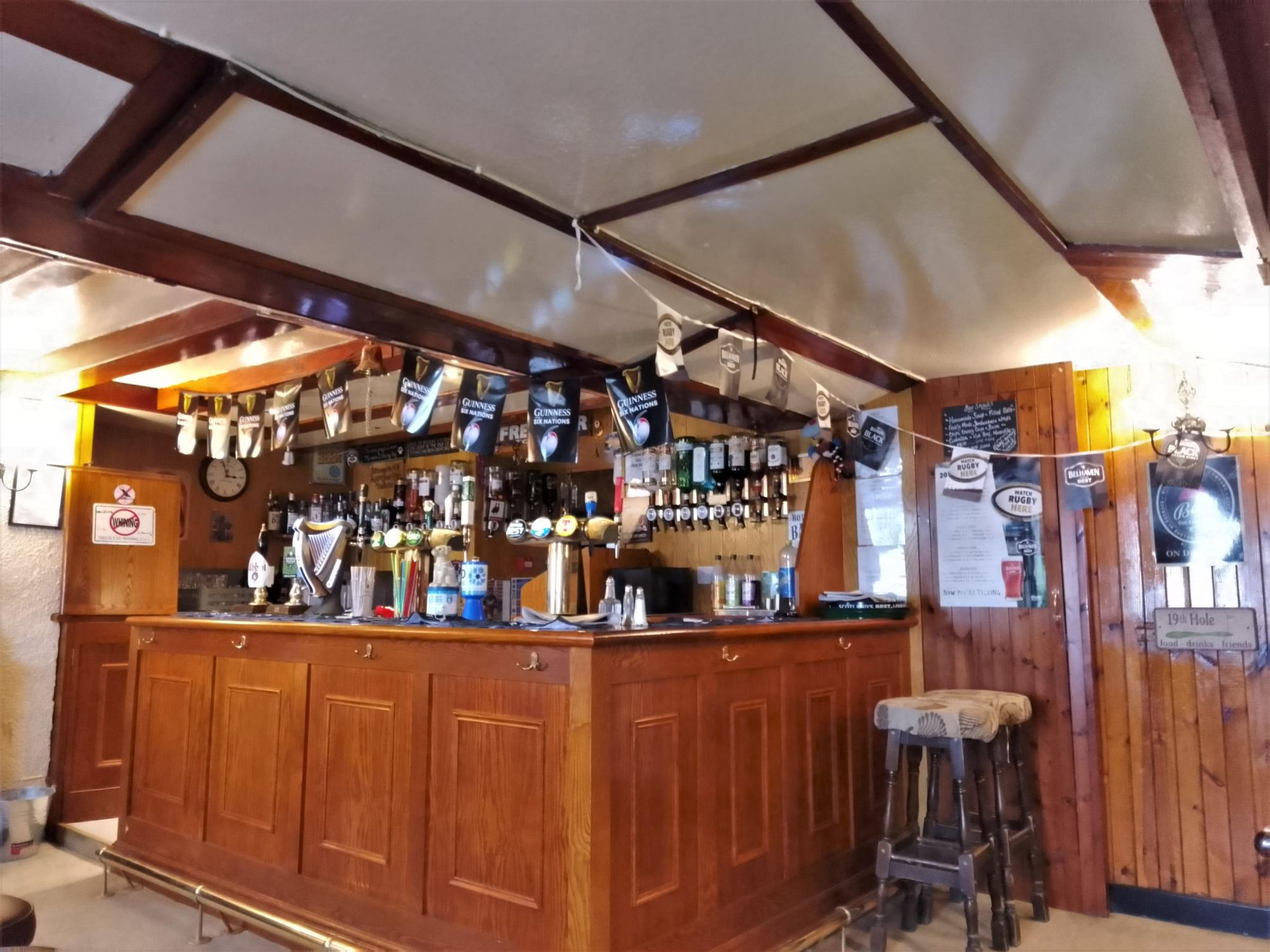 Front Bar. (Pub, Bar). Published on 23-03-2023