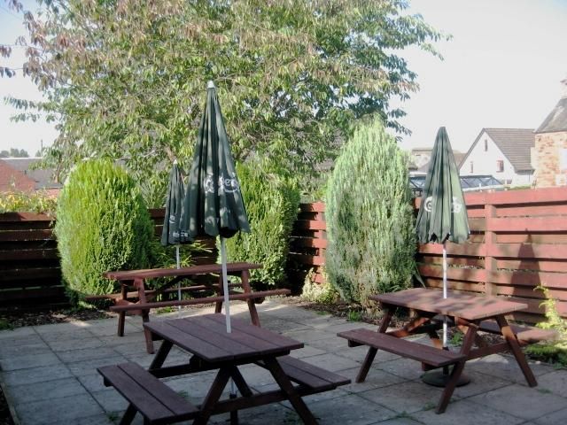 (Pub, Garden). Published on 26-10-2017