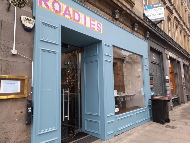 Roadies Sep 25. (Pub, External, Key). Published on 11-09-2025