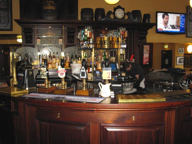 (Pub, Bar). Published on 19-02-2014