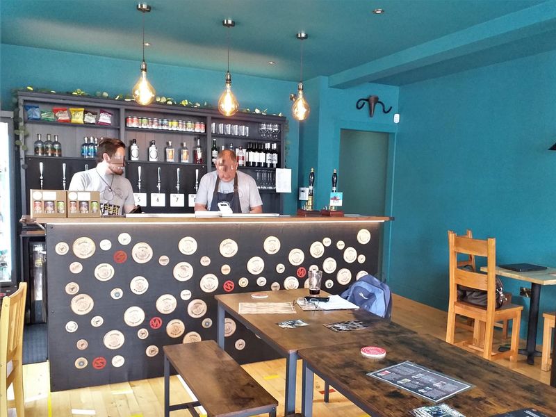 (Pub, Bar). Published on 13-08-2023 