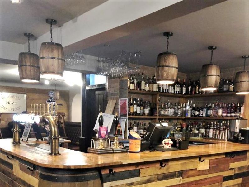 (Pub, Bar). Published on 18-02-2020
