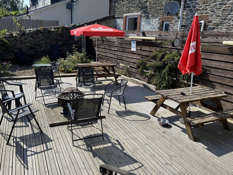 (Pub, Garden). Published on 09-10-2023