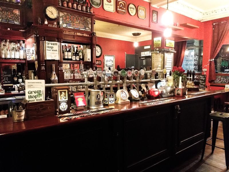 (Pub, Bar). Published on 06-01-2025