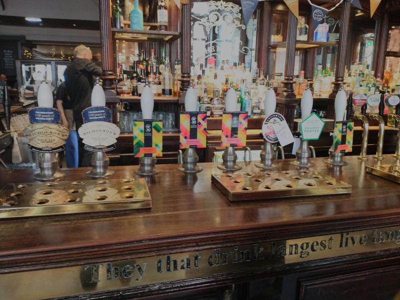 (Pub, Bar). Published on 22-10-2023