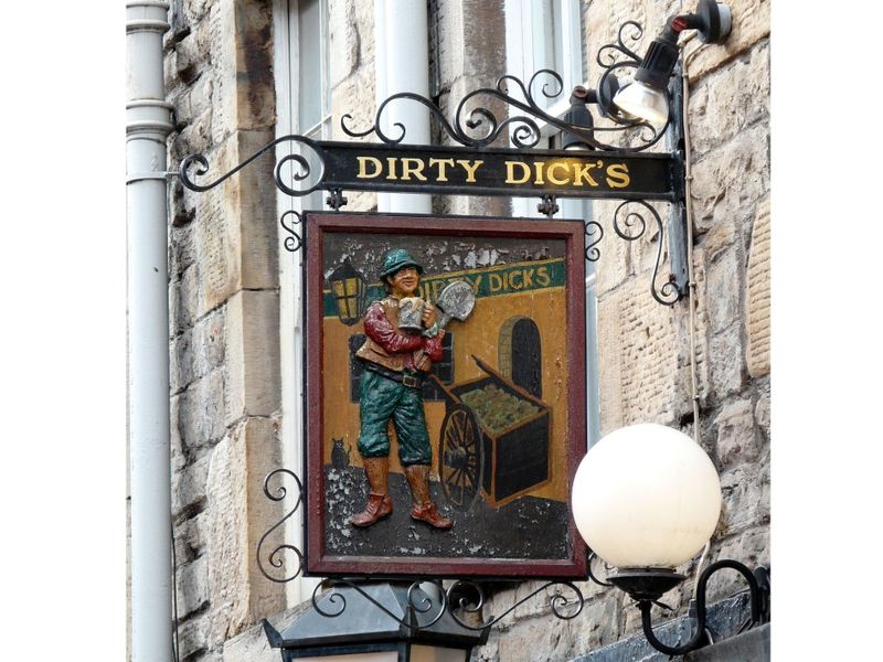 Sign for Dirty Dicks. (Pub, Sign). Published on 27-03-2014 