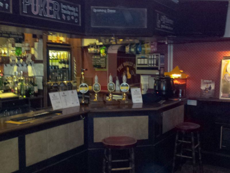 (Pub, Bar). Published on 10-12-2013
