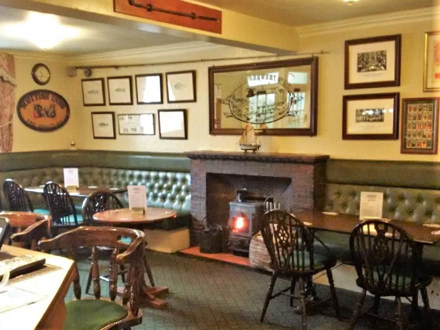 (Pub, Bar). Published on 30-10-2018