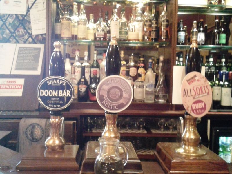(Pub, Bar). Published on 14-09-2015 