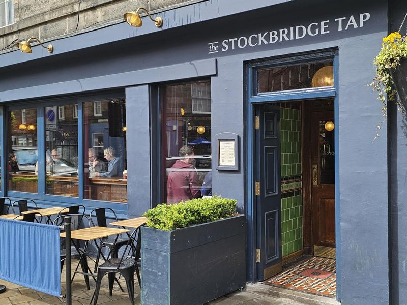 Stockbridge Tap, Edinburgh (Photo: Norman MacKenzie 14/05/2026). (Pub, External, Key). Published on 22-08-2026