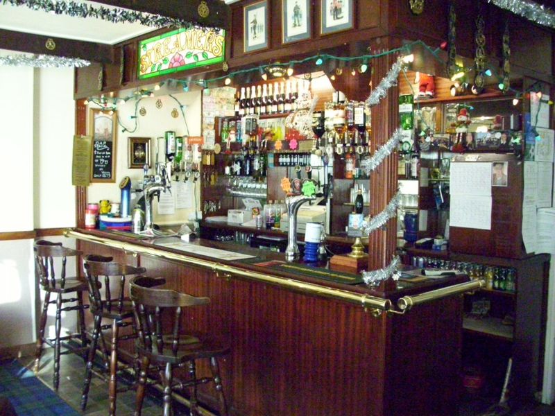 (Pub, Bar). Published on 08-12-2013