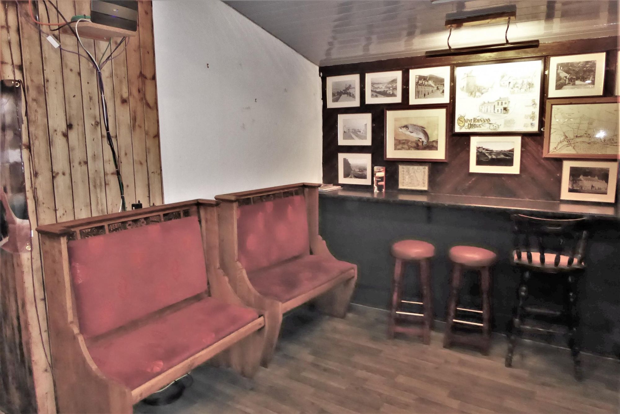 (Pub, Bar). Published on 01-10-2019