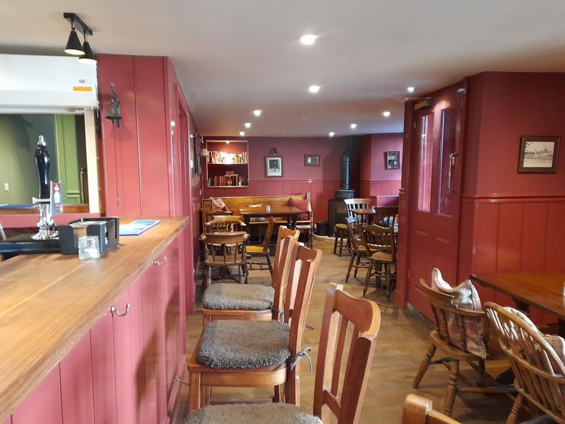 (Pub, Bar). Published on 08-12-2024