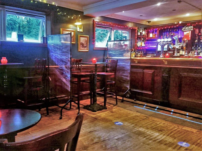 (Pub, Bar). Published on 09-09-2020 